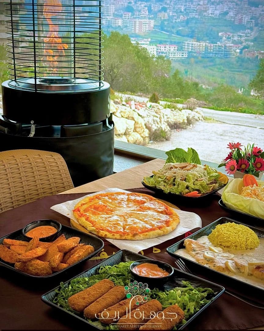 Jawharat Al Reef Restaurant 3
