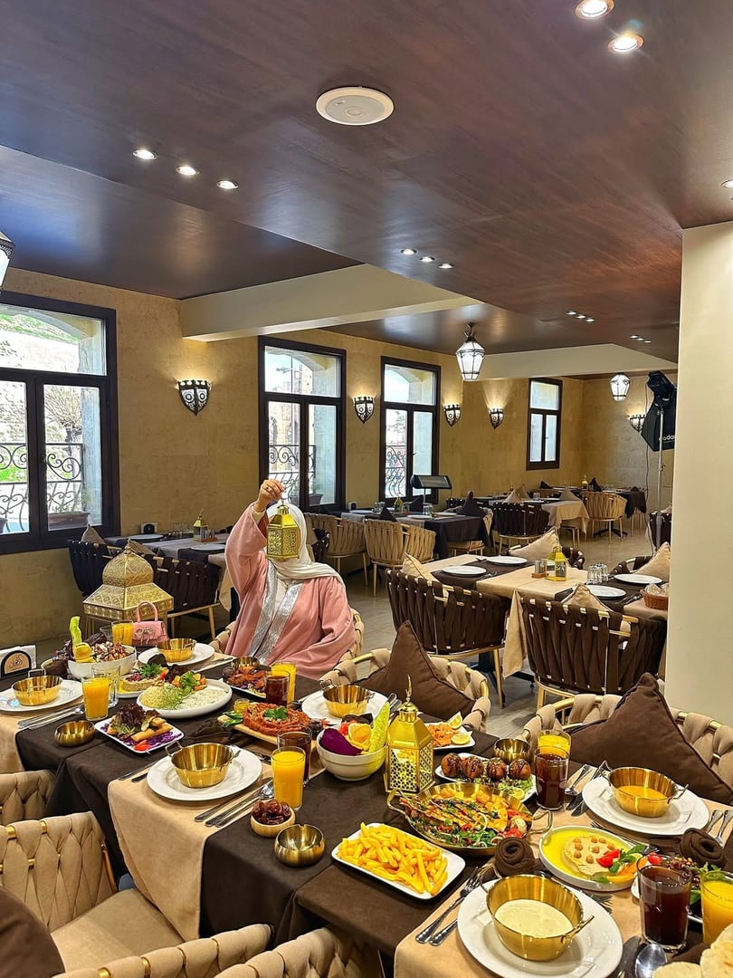 مطعم ارغوان خان الطحان 4