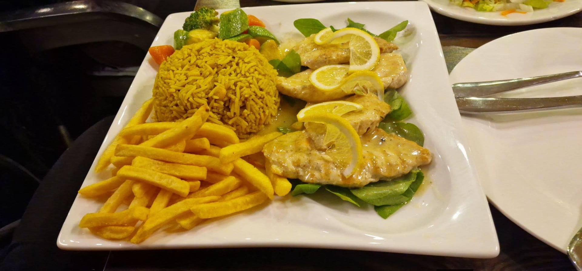 Ziara Coffee Restaurant 2