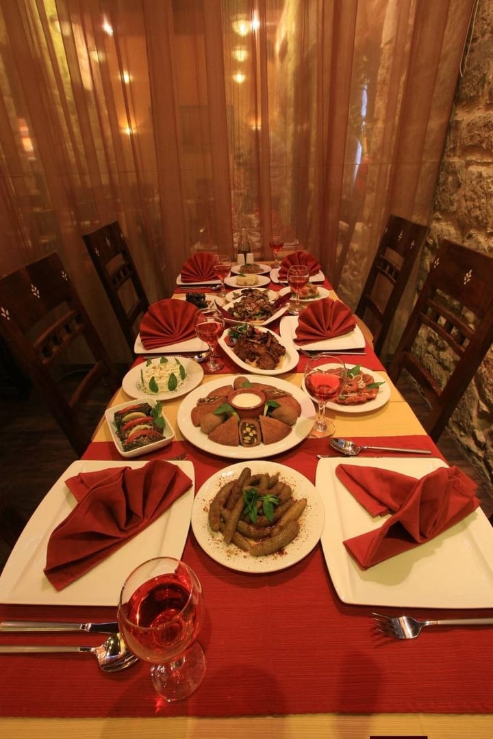 Le Baron Restaurant 5