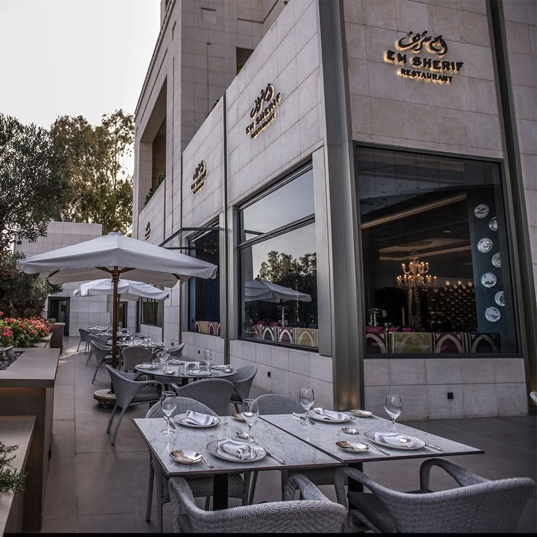 Em sharif restaurant  2