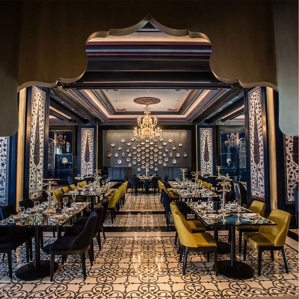 Em sharif restaurant  3