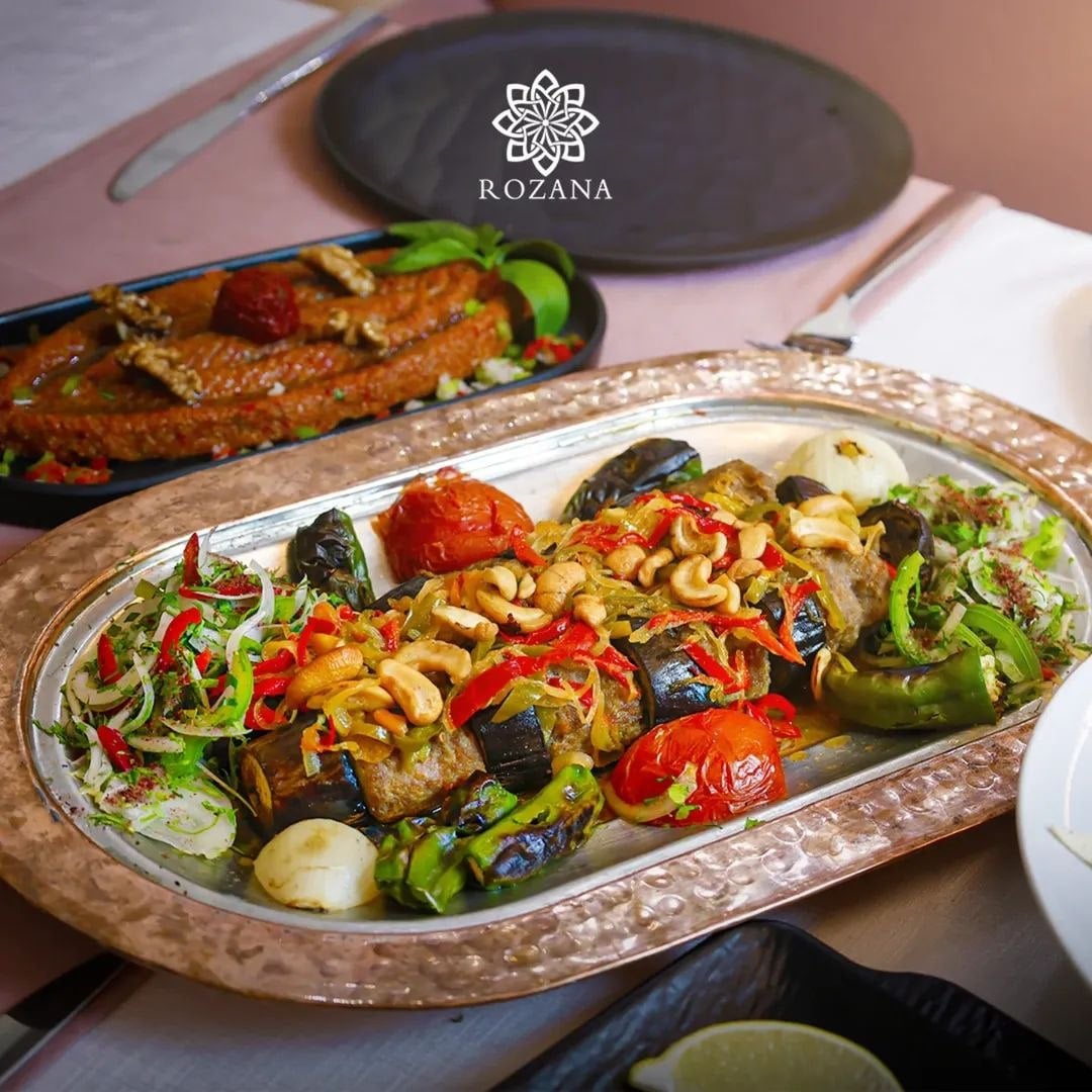 Rozana Restaurant 3