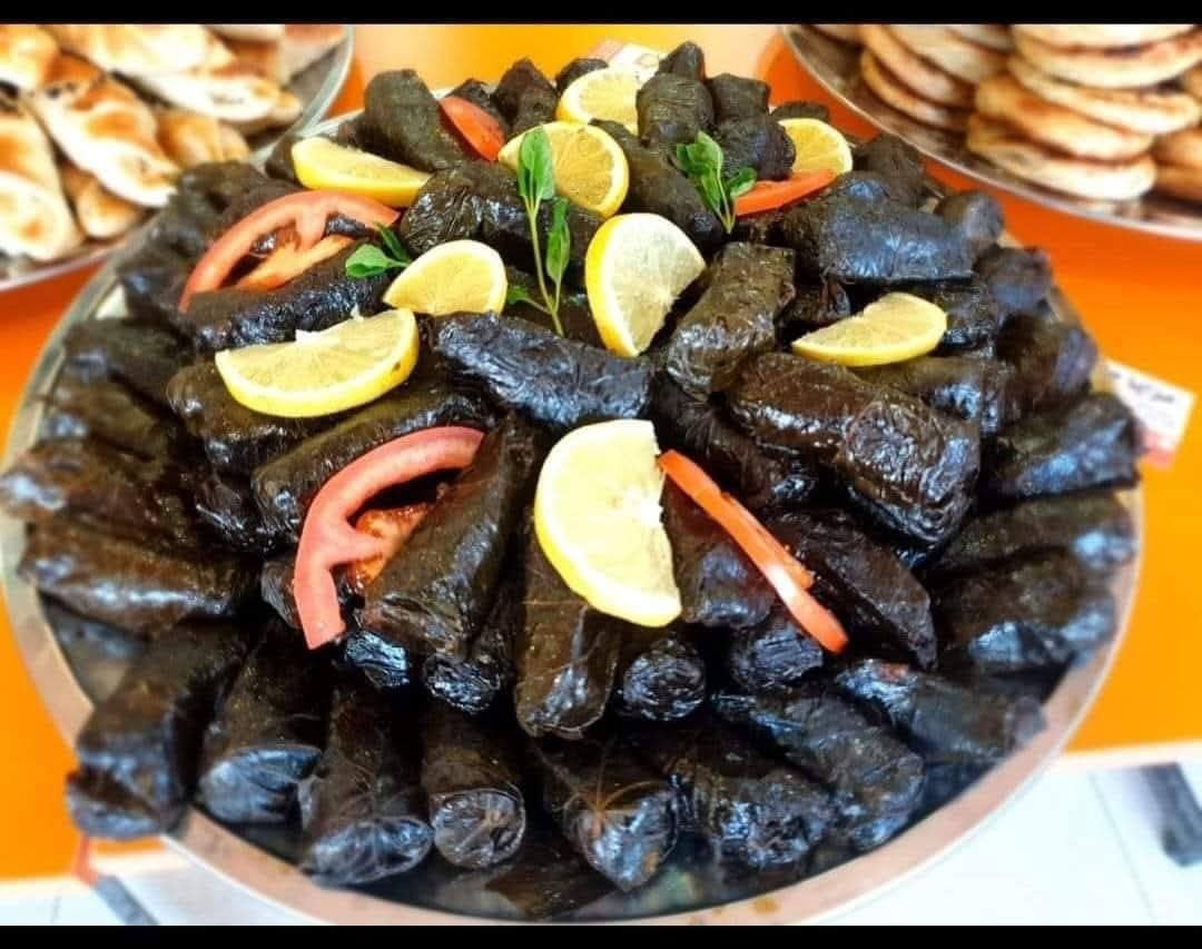مطعم مزايا حمص 3