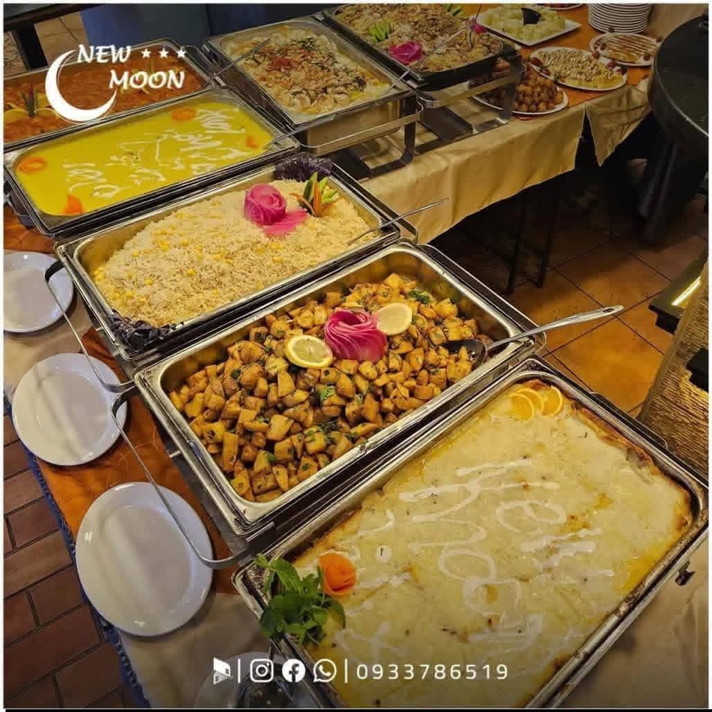 مطعم نيو مون 3