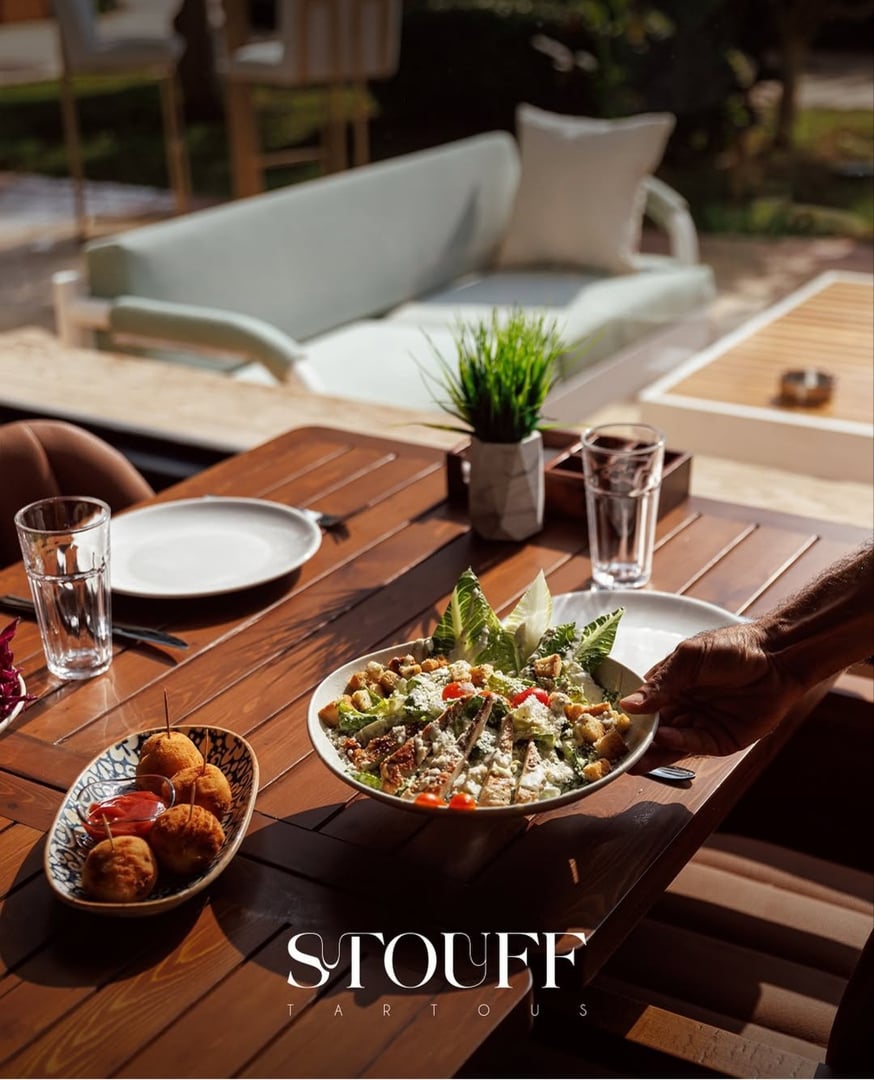  STOUFF Restaurant 4