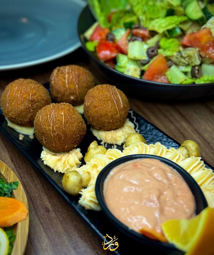 مطعم ورد 3